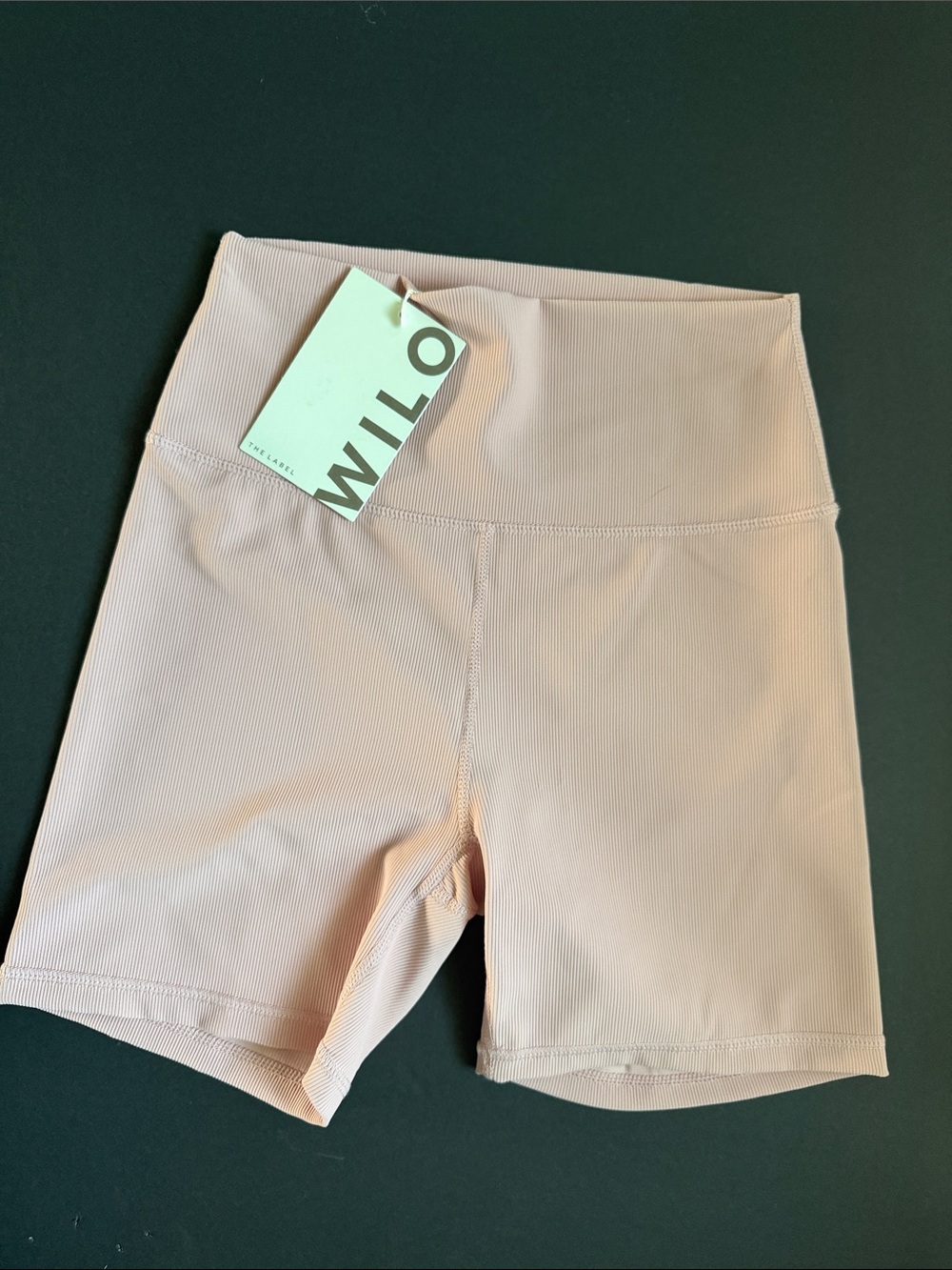 NWT Viral WILO The Label BlushPink
Probably at Pilates Sweatshirt and Shorts Set - Picture 6 of 8